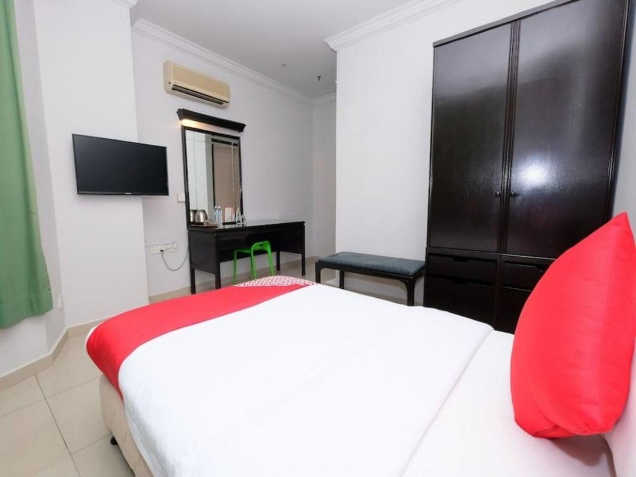 Hotel Green Park Temerloh Zimmer foto